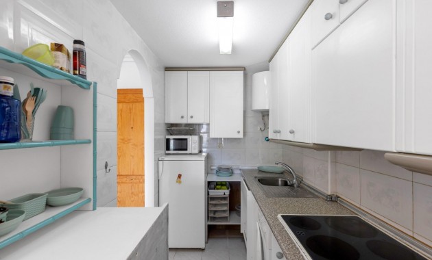 Herverkoop - Studio -
Torrevieja - Los Europeos