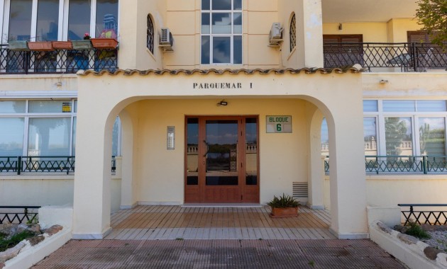 Herverkoop - Studio -
Torrevieja - Los Europeos