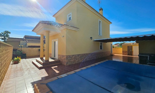 Herverkoop - Villa -
San Fulgencio - San fulgencio pueblo