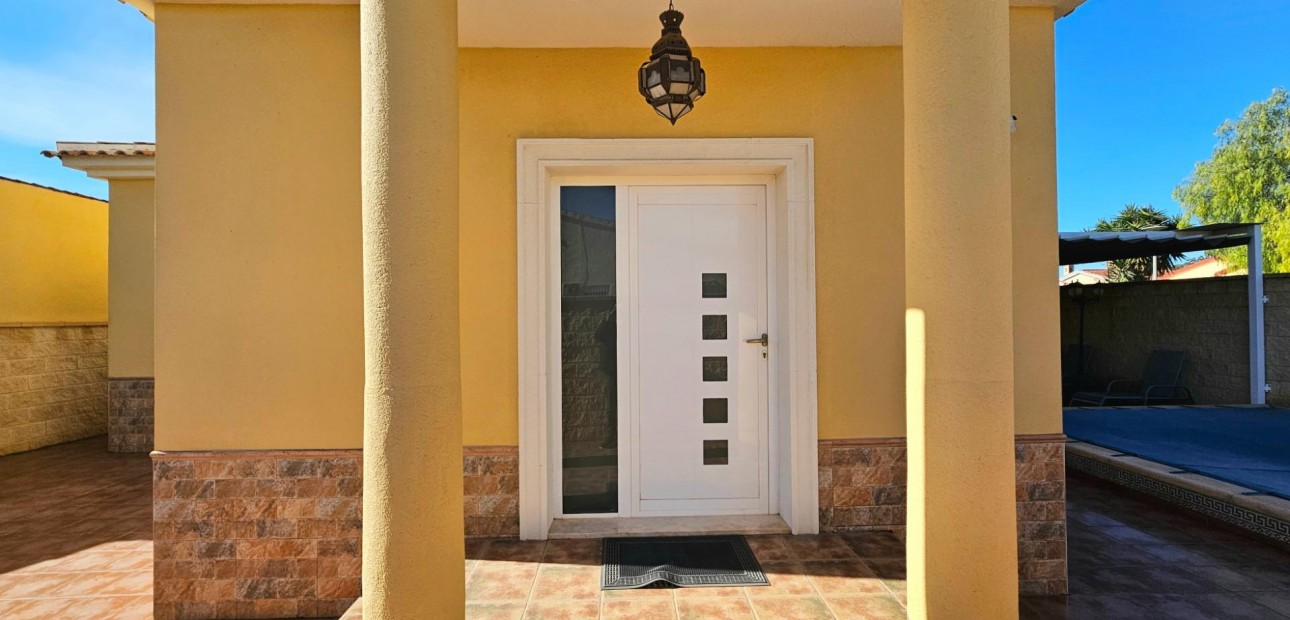 Herverkoop - Villa -
San Fulgencio - San fulgencio pueblo