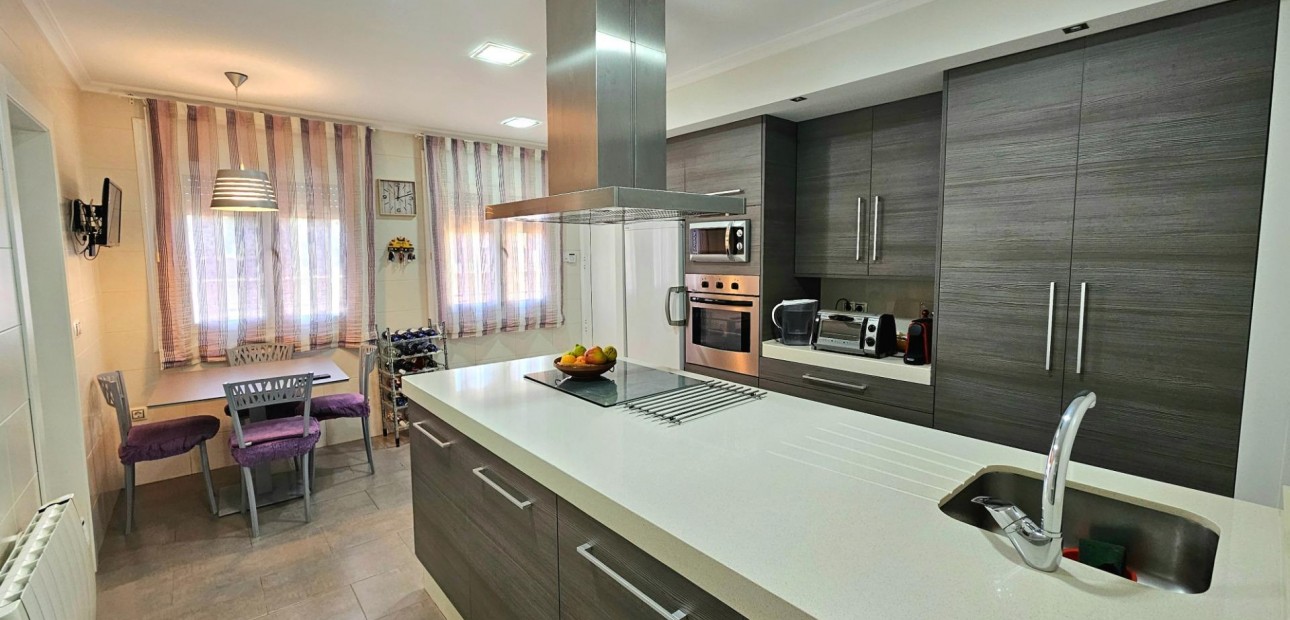 Herverkoop - Villa -
San Fulgencio - San fulgencio pueblo