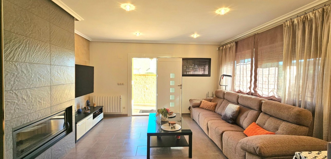 Herverkoop - Villa -
San Fulgencio - San fulgencio pueblo