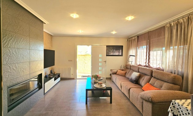 Herverkoop - Villa -
San Fulgencio - San fulgencio pueblo