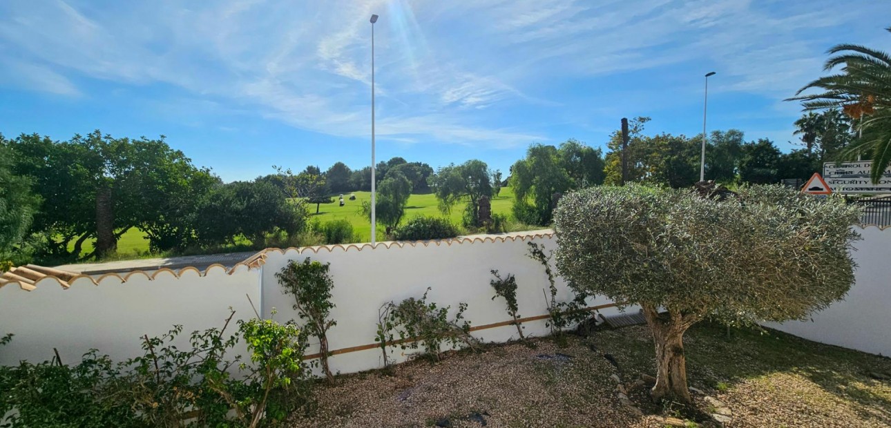 Herverkoop - Villa -
Orihuela Costa - Lomas de Campoamor-Las Ramblas