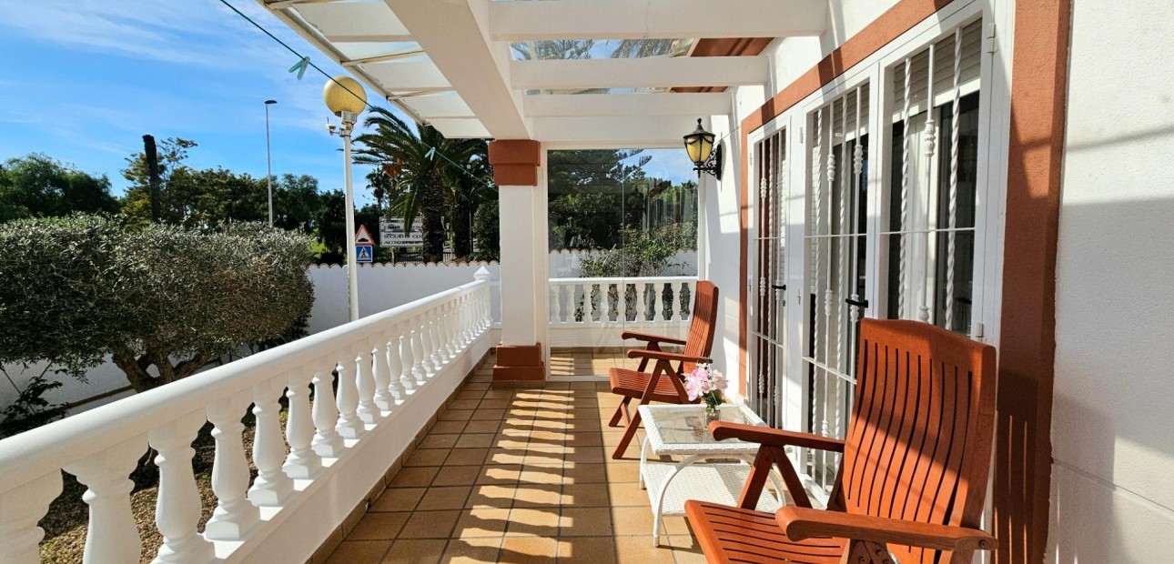 Herverkoop - Villa -
Orihuela Costa - Lomas de Campoamor-Las Ramblas