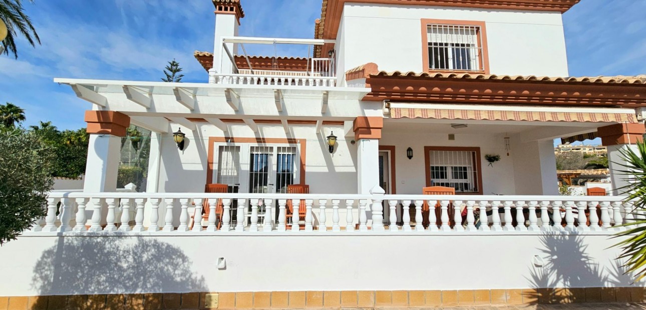 Herverkoop - Villa -
Orihuela Costa - Lomas de Campoamor-Las Ramblas