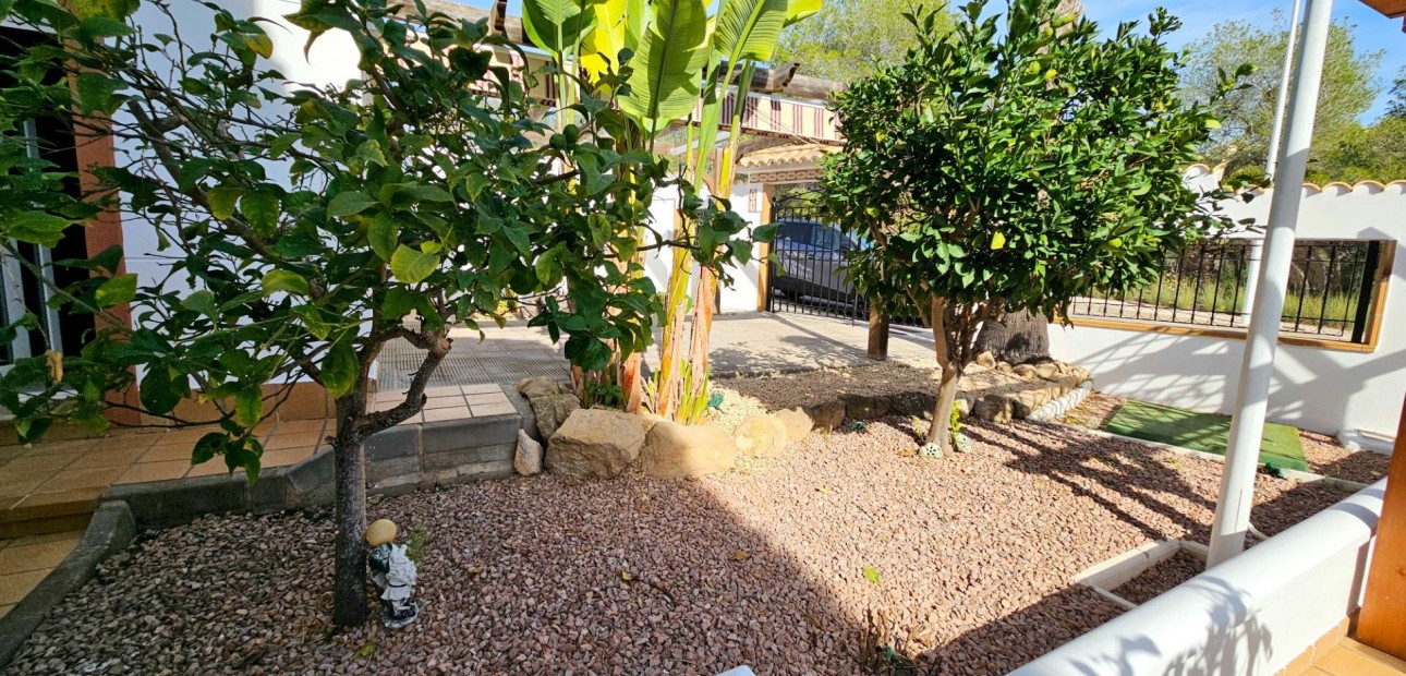 Herverkoop - Villa -
Orihuela Costa - Lomas de Campoamor-Las Ramblas