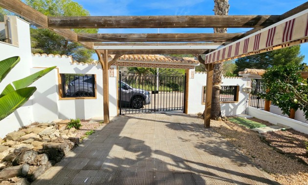 Herverkoop - Villa -
Orihuela Costa - Lomas de Campoamor-Las Ramblas