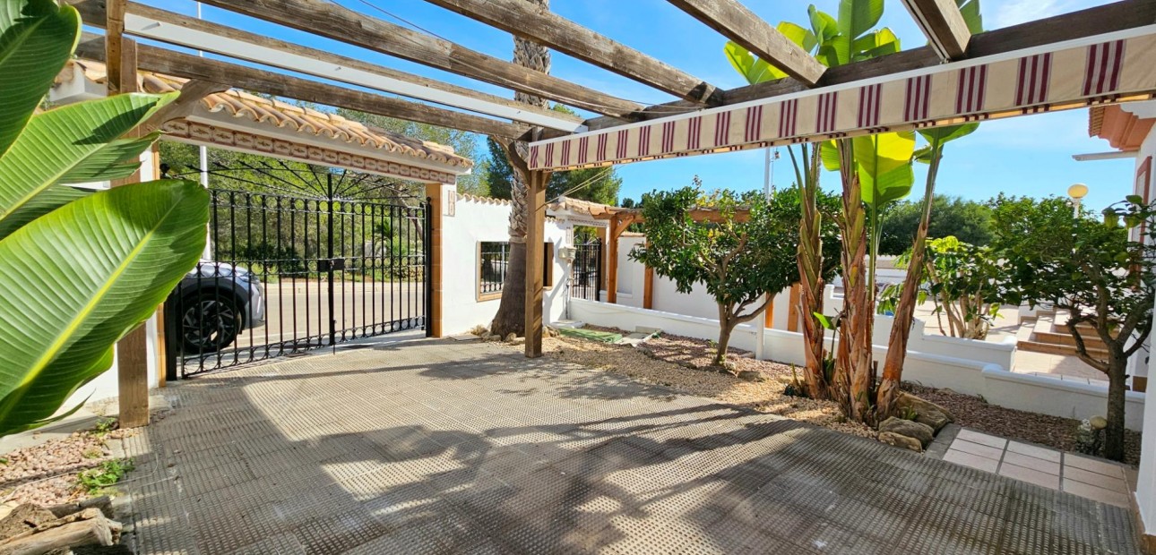 Herverkoop - Villa -
Orihuela Costa - Lomas de Campoamor-Las Ramblas