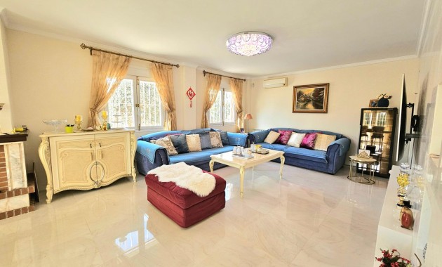 Herverkoop - Villa -
Orihuela Costa - Lomas de Campoamor-Las Ramblas