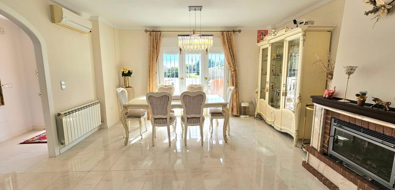 Herverkoop - Villa -
Orihuela Costa - Lomas de Campoamor-Las Ramblas