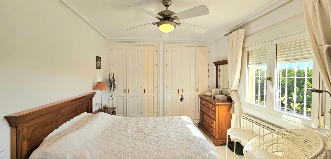 Herverkoop - Villa -
Orihuela Costa - Lomas de Campoamor-Las Ramblas