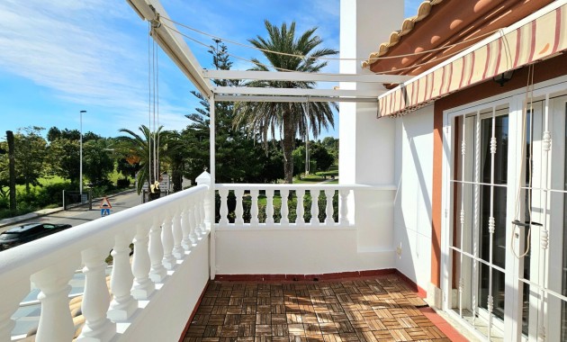 Herverkoop - Villa -
Orihuela Costa - Lomas de Campoamor-Las Ramblas