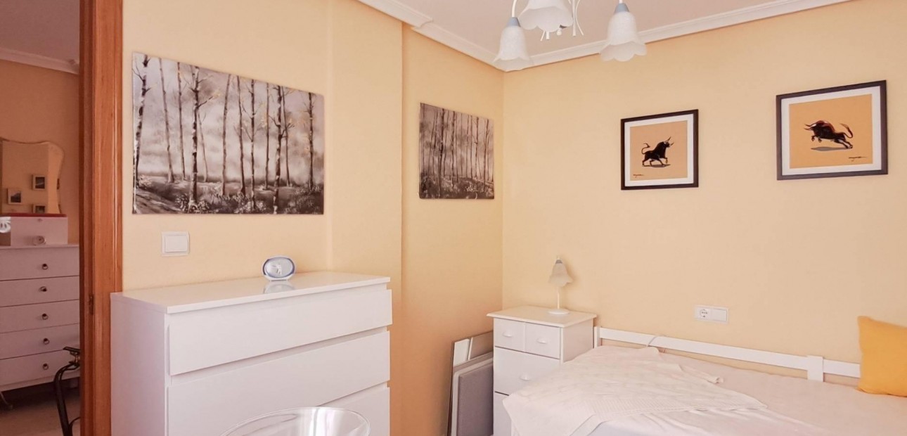 Herverkoop - Penthouse -
Torrevieja - Parque de las Naciones