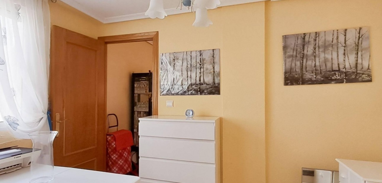 Herverkoop - Penthouse -
Torrevieja - Parque de las Naciones