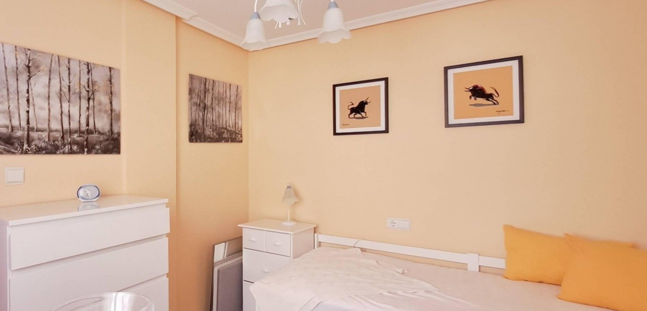 Herverkoop - Penthouse -
Torrevieja - Parque de las Naciones