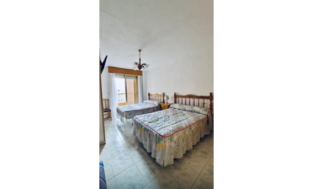 Herverkoop - Appartement / flat -
Torrevieja - Centro