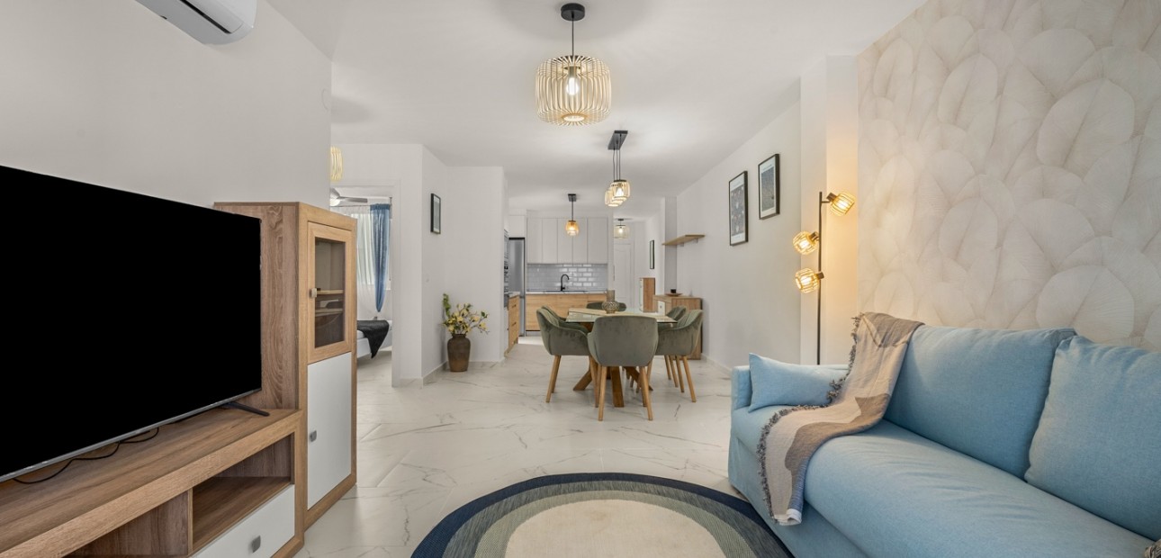 Herverkoop - Appartement / flat -
Torrevieja - Playa Del Cura