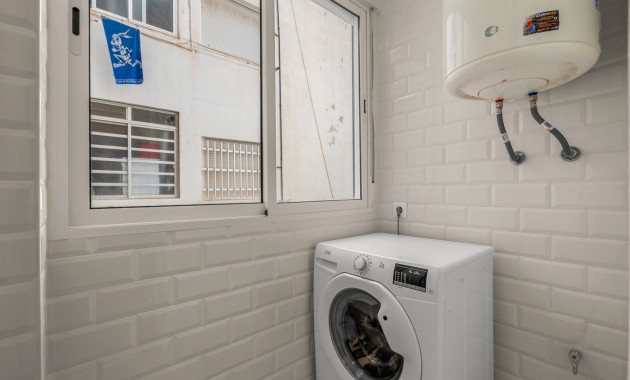 Herverkoop - Appartement / flat -
Torrevieja - Playa Del Cura