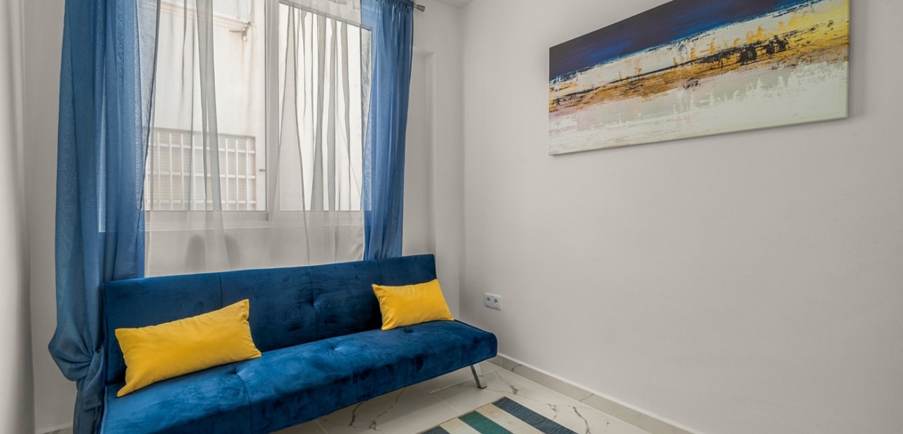 Herverkoop - Appartement / flat -
Torrevieja - Playa Del Cura