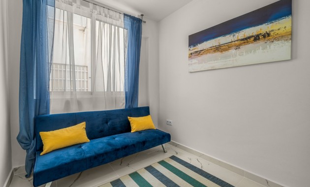 Herverkoop - Appartement / flat -
Torrevieja - Playa Del Cura