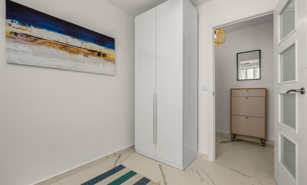 Herverkoop - Appartement / flat -
Torrevieja - Playa Del Cura