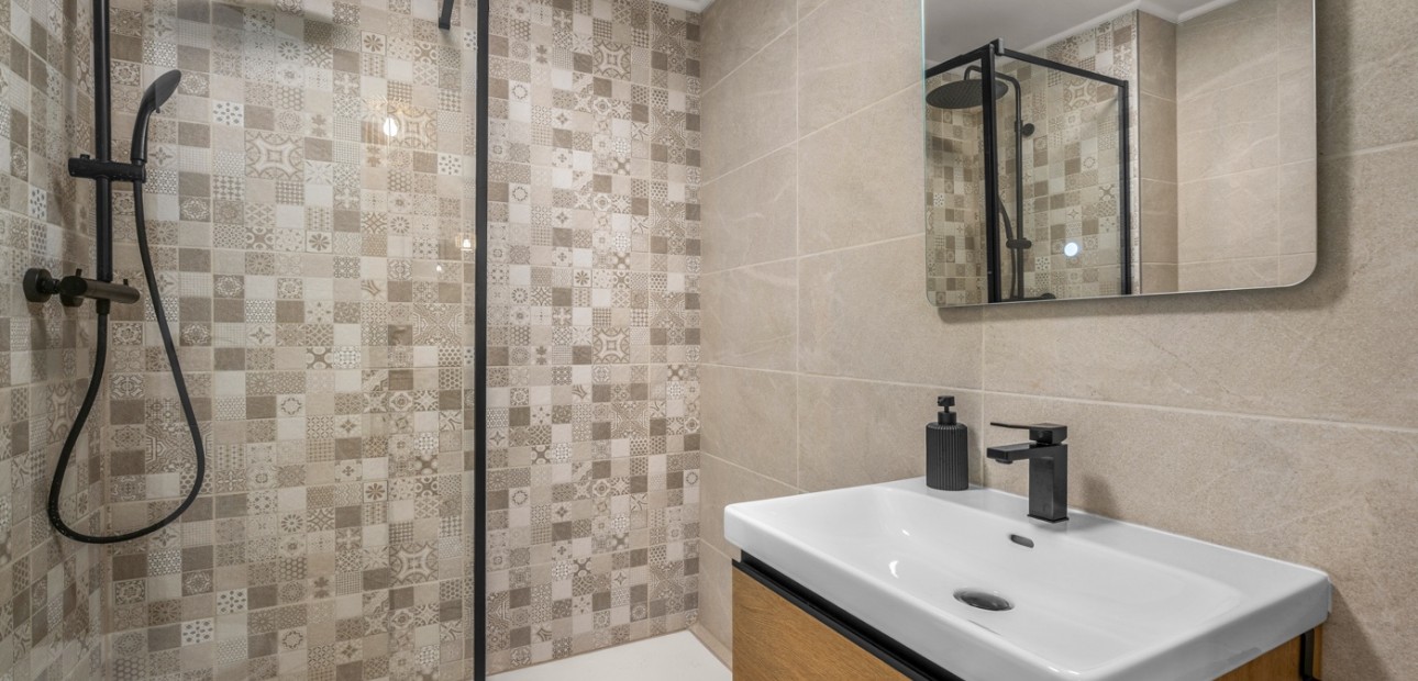 Herverkoop - Appartement / flat -
Torrevieja - Playa Del Cura