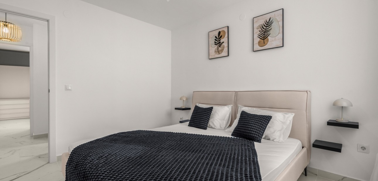 Herverkoop - Appartement / flat -
Torrevieja - Playa Del Cura