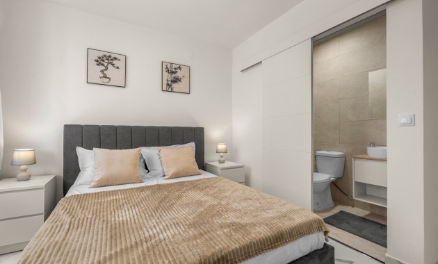 Herverkoop - Appartement / flat -
Torrevieja - Playa Del Cura