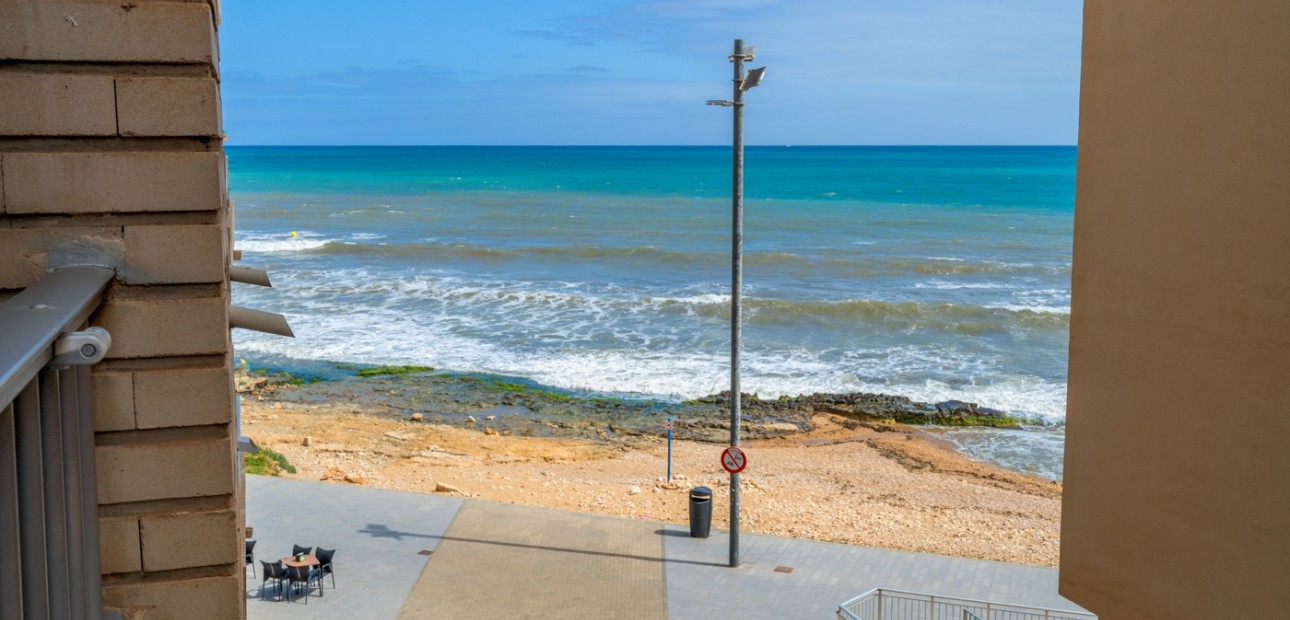 Herverkoop - Appartement / flat -
Torrevieja - Playa Del Cura