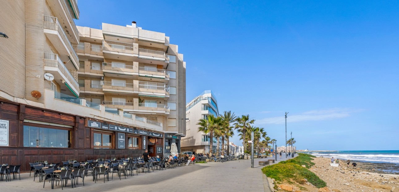 Herverkoop - Appartement / flat -
Torrevieja - Playa Del Cura