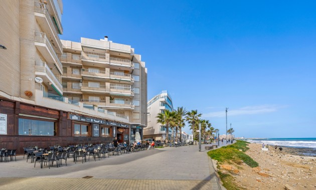 Herverkoop - Appartement / flat -
Torrevieja - Playa Del Cura