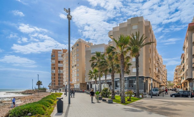 Herverkoop - Appartement / flat -
Torrevieja - Playa Del Cura