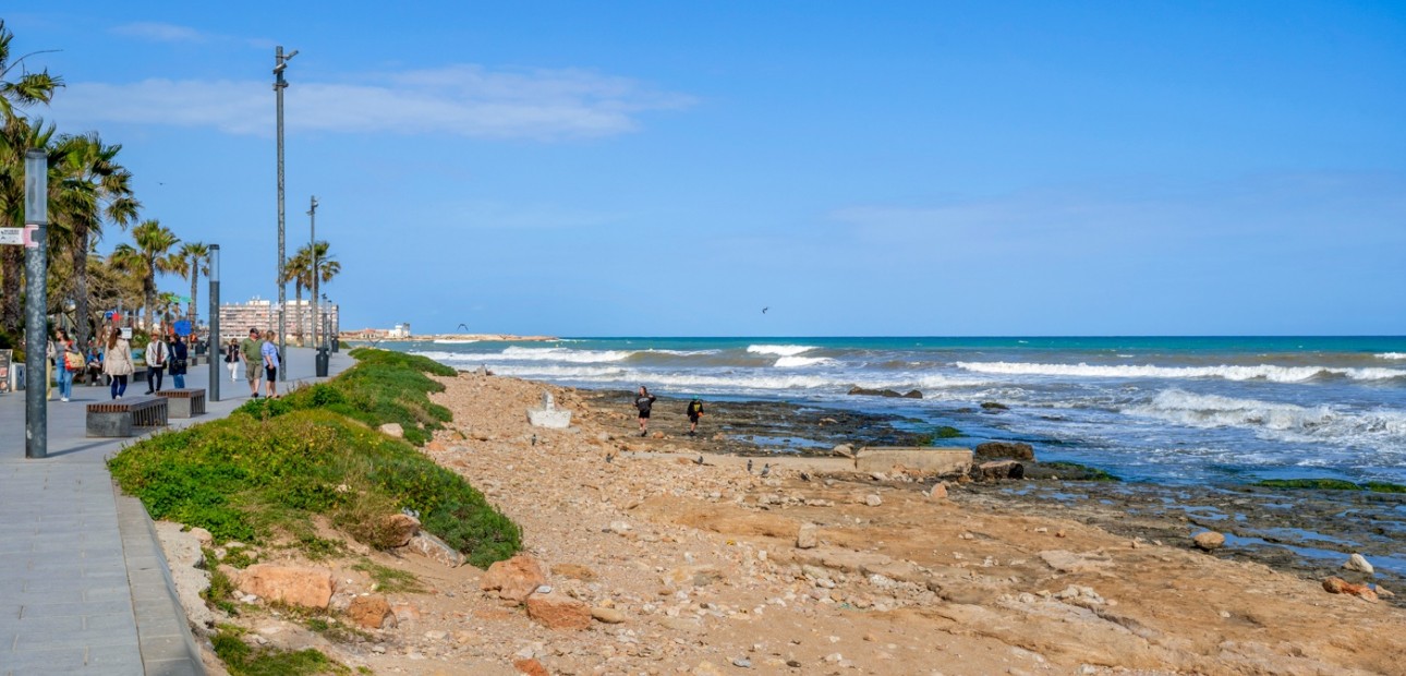 Herverkoop - Appartement / flat -
Torrevieja - Playa Del Cura