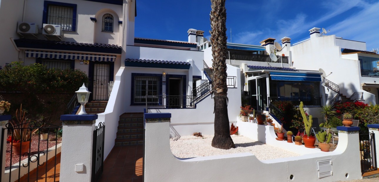 Herverkoop - Bungalow -
Orihuela Costa - Villamartin