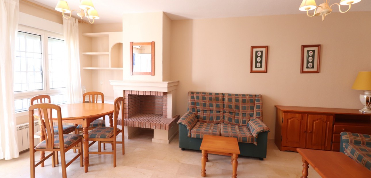 Herverkoop - Bungalow -
Orihuela Costa - Villamartin