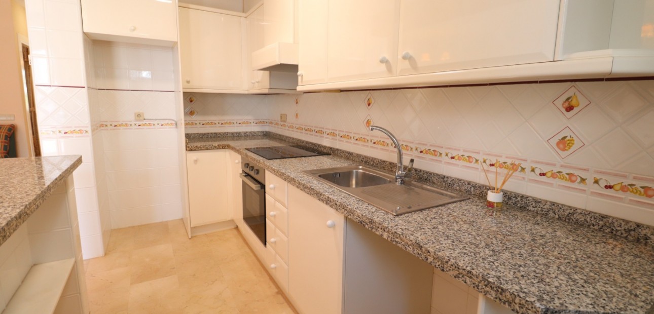 Herverkoop - Bungalow -
Orihuela Costa - Villamartin