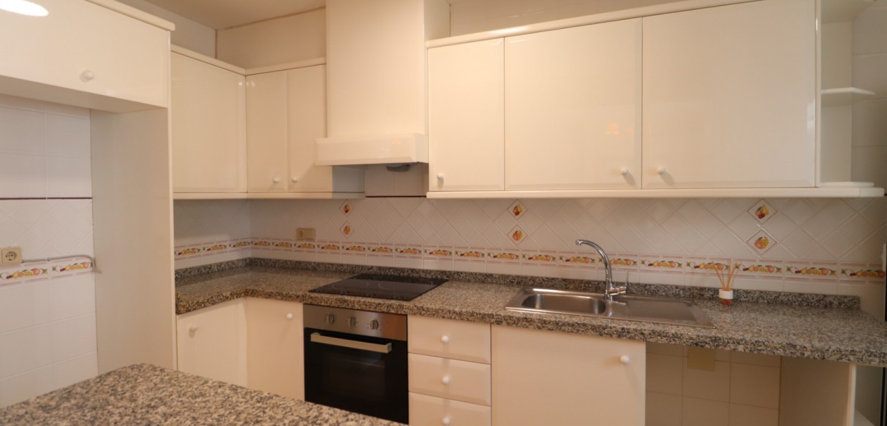 Herverkoop - Bungalow -
Orihuela Costa - Villamartin