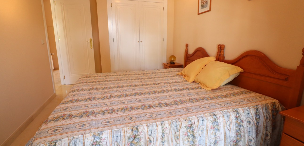 Herverkoop - Bungalow -
Orihuela Costa - Villamartin