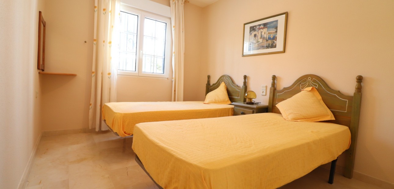 Herverkoop - Bungalow -
Orihuela Costa - Villamartin