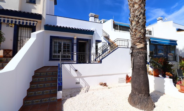 Herverkoop - Bungalow -
Orihuela Costa - Villamartin