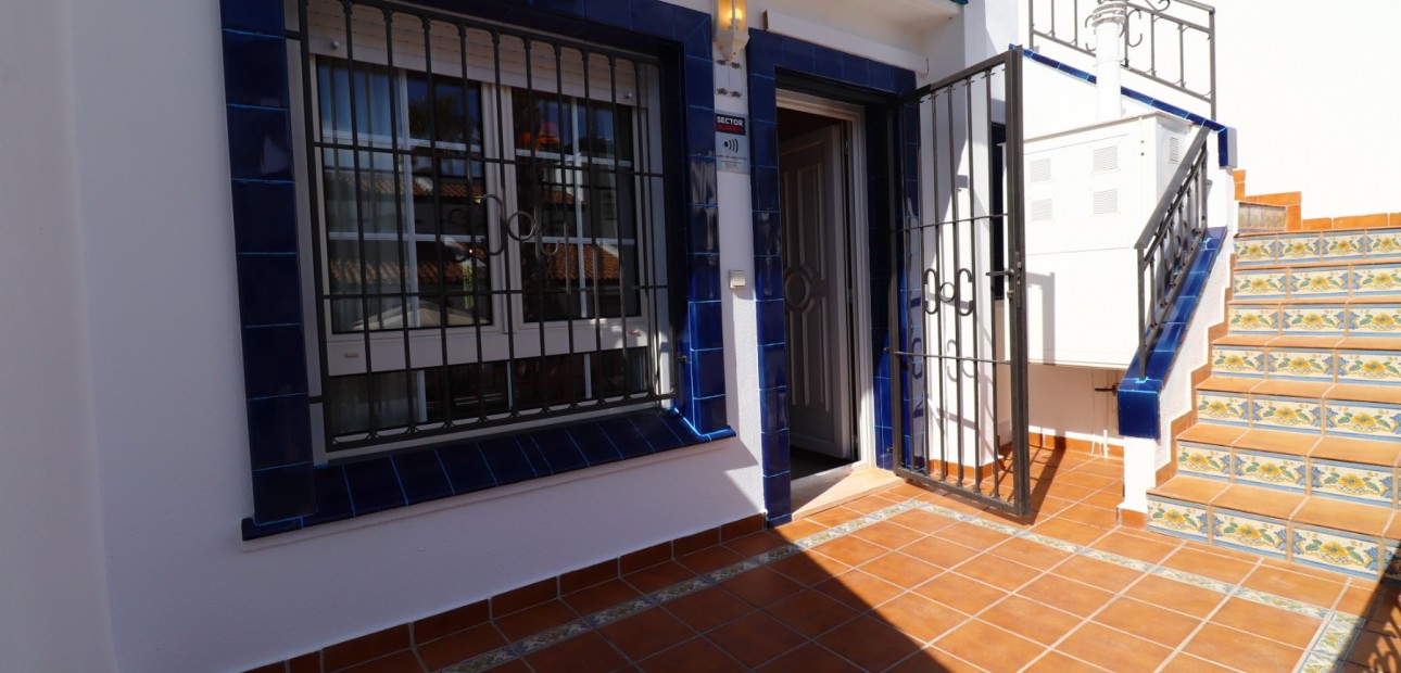 Herverkoop - Bungalow -
Orihuela Costa - Villamartin