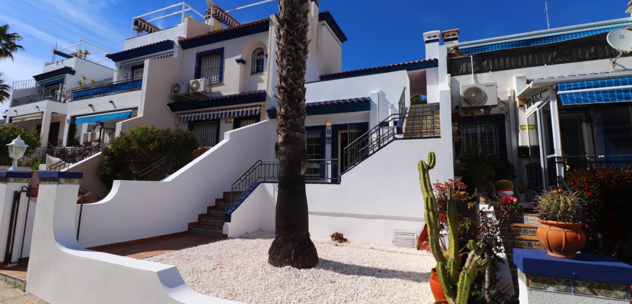 Herverkoop - Bungalow -
Orihuela Costa - Villamartin