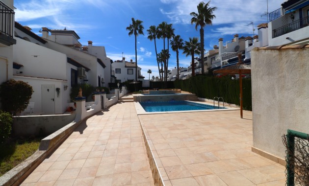 Herverkoop - Bungalow -
Orihuela Costa - Villamartin