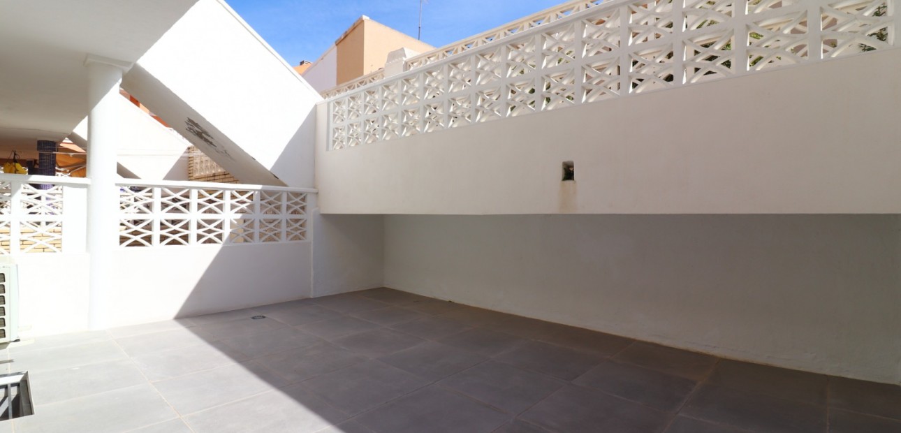 Herverkoop - Appartement / flat -
Torrevieja - Torre La Mata