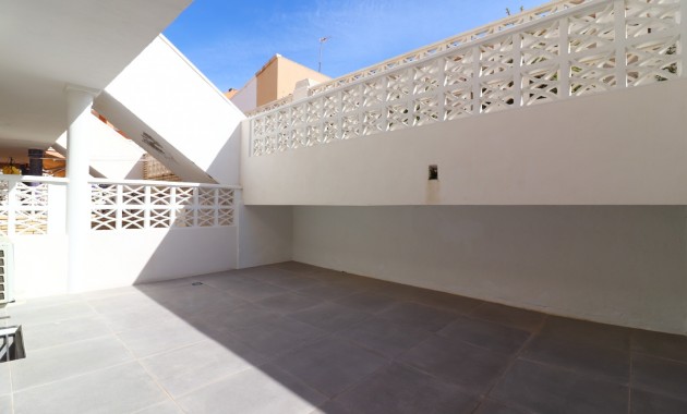 Herverkoop - Appartement / flat -
Torrevieja - Torre La Mata