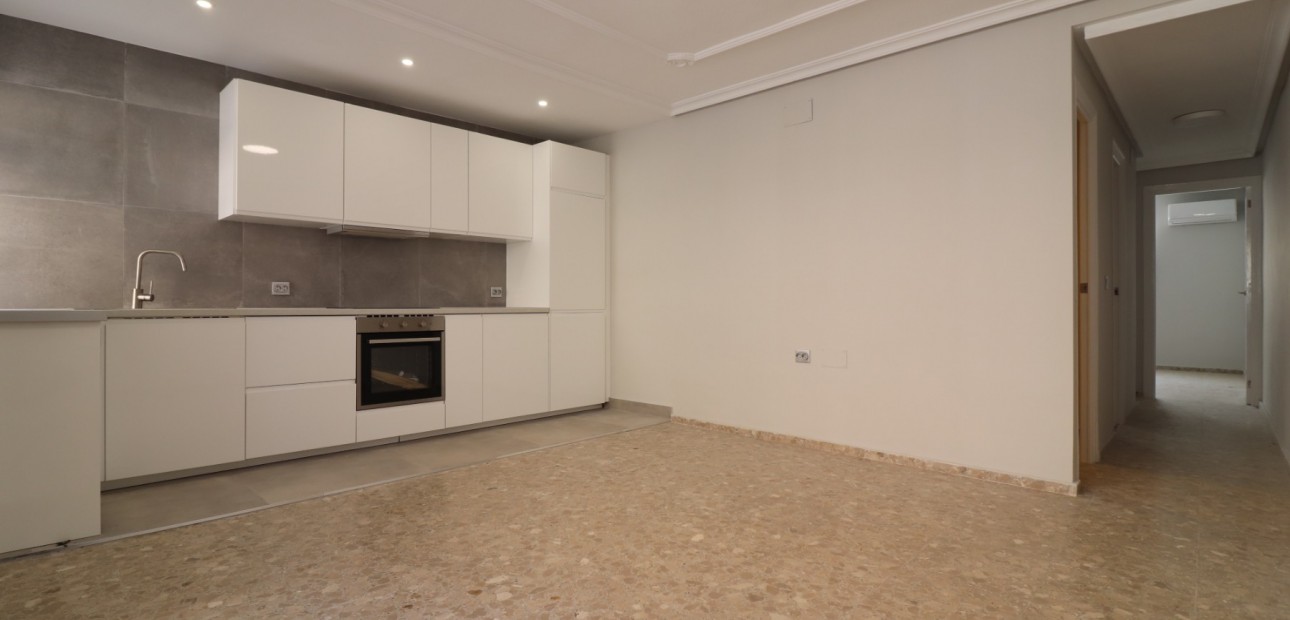 Herverkoop - Appartement / flat -
Torrevieja - Torre La Mata