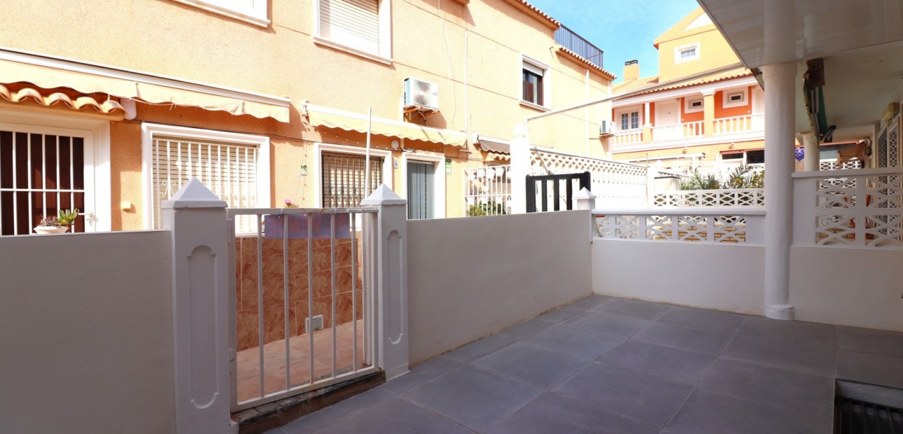 Herverkoop - Appartement / flat -
Torrevieja - Torre La Mata