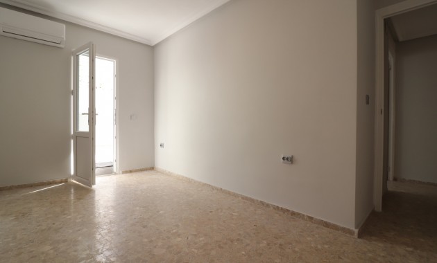 Herverkoop - Appartement / flat -
Torrevieja - Torre La Mata