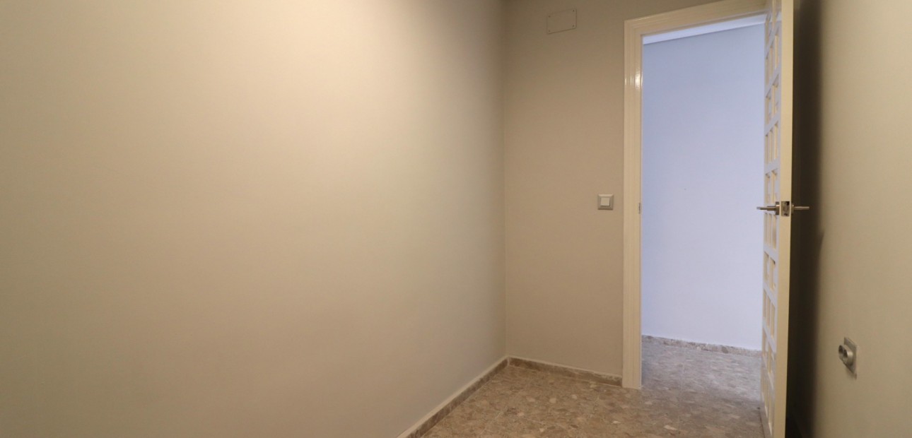 Herverkoop - Appartement / flat -
Torrevieja - Torre La Mata